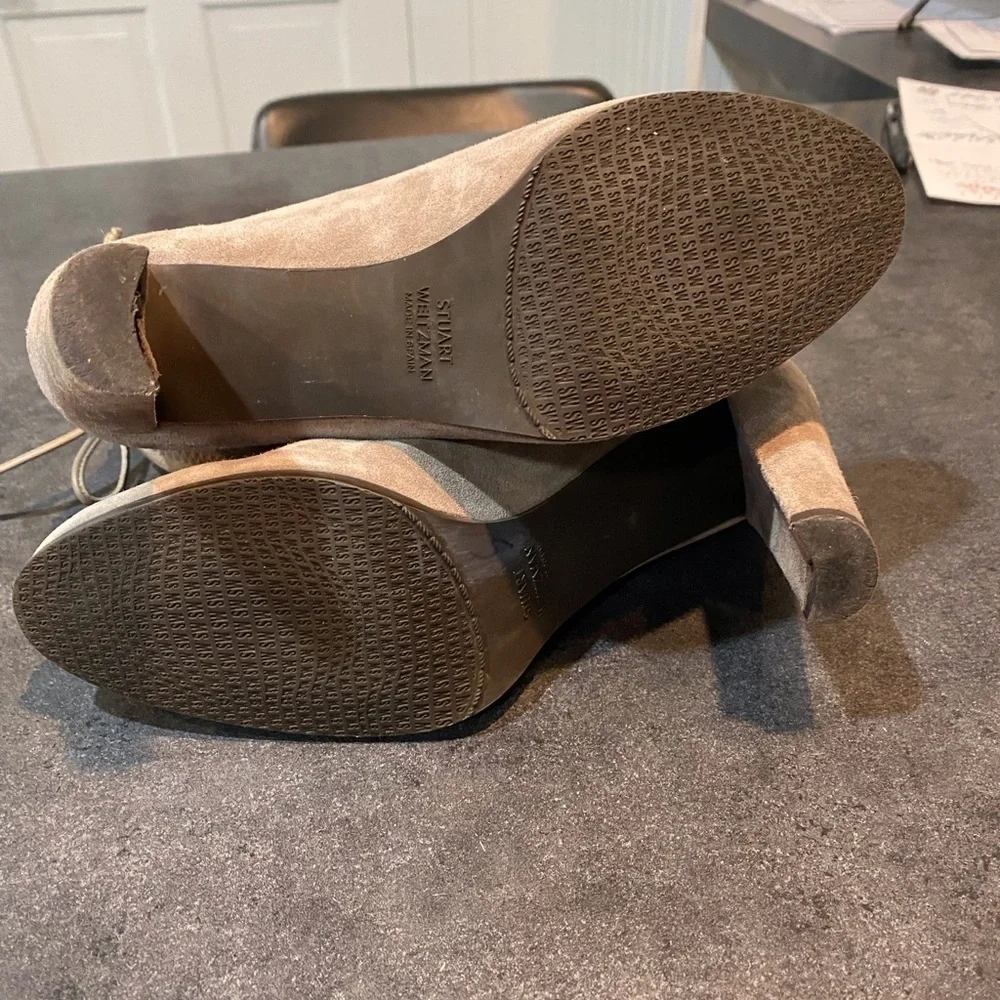 Stuart Weizman Gray Bootie Heels l Women’s Size 8 Suede Boots